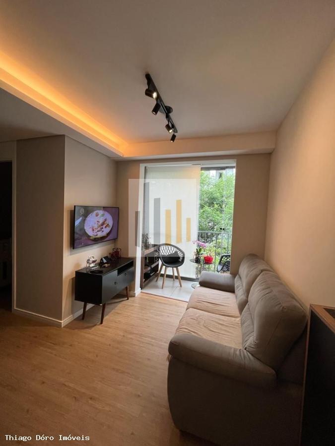 Apartamento à venda com 2 quartos, 44m² - Foto 2