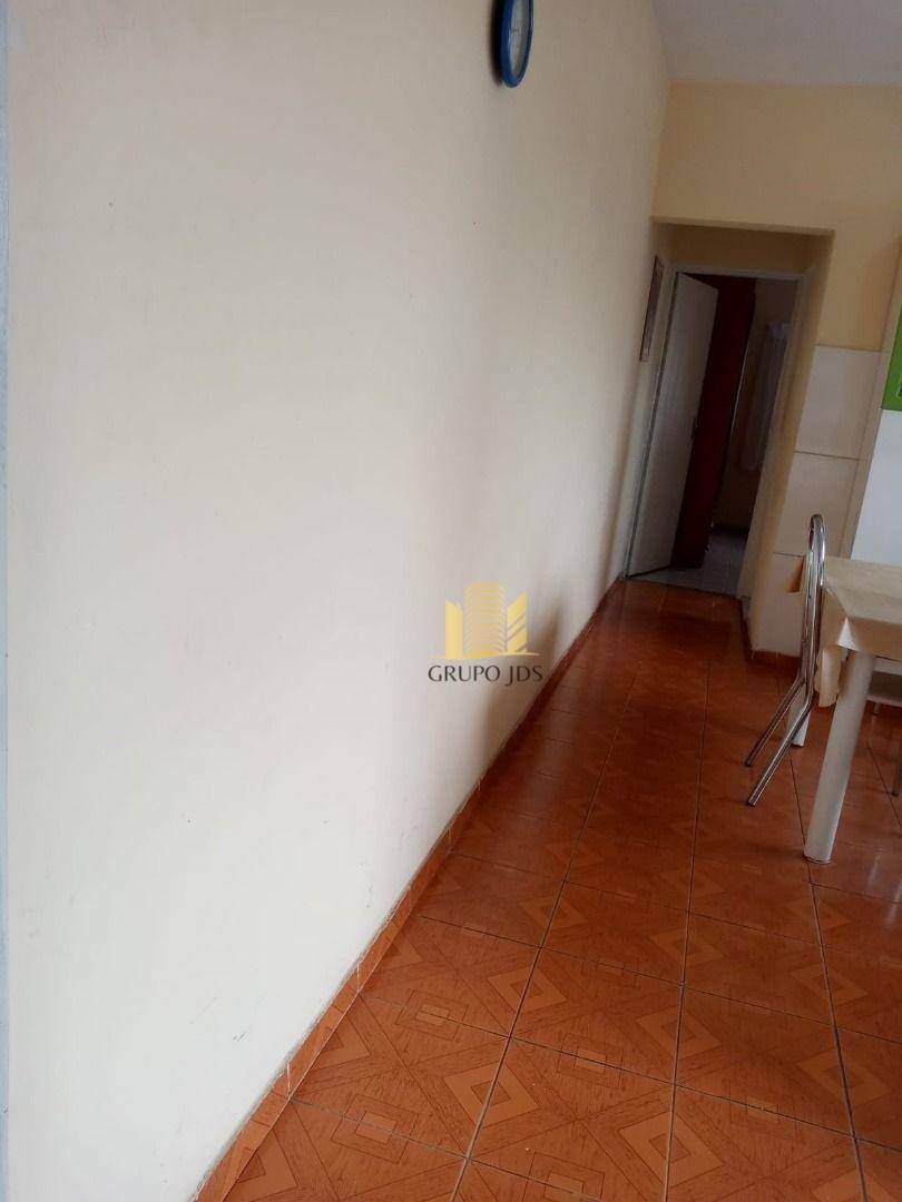 Casa à venda com 2 quartos, 181m² - Foto 4