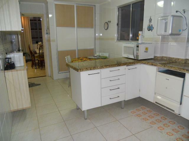 Apartamento à venda com 3 quartos, 90m² - Foto 32