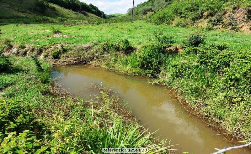 Fazenda à venda com 2 quartos, 240000m² - Foto 16