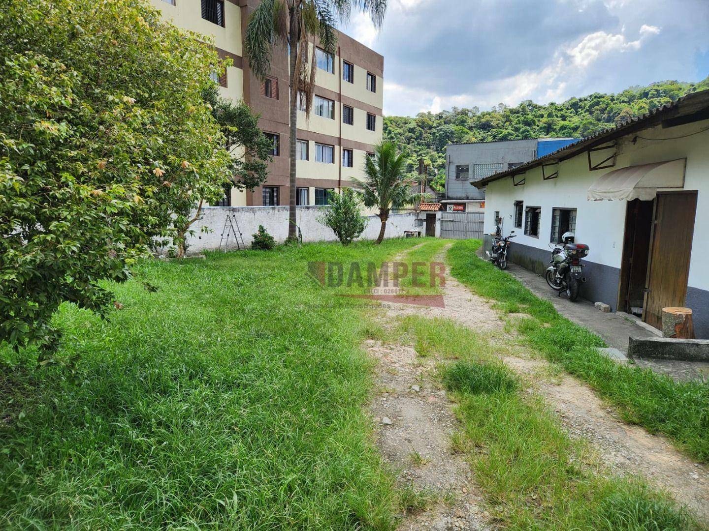 Casa para alugar com 6 quartos, 2112m² - Foto 5