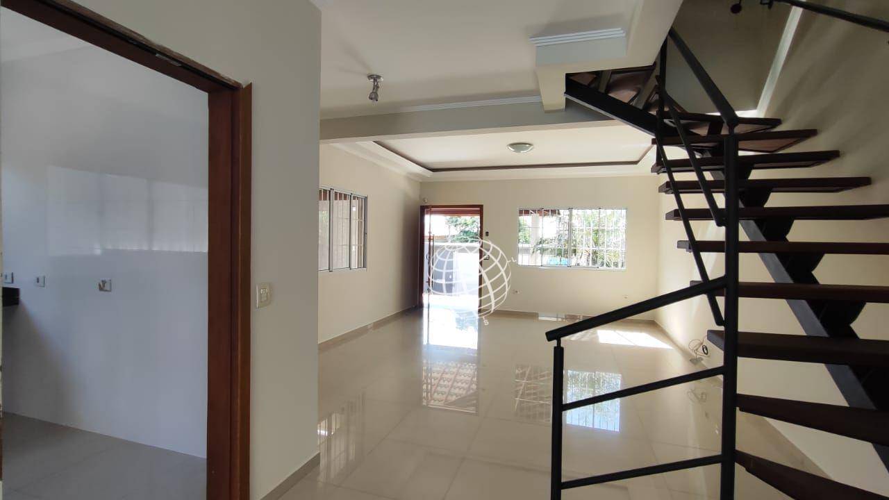 Casa à venda com 3 quartos, 200m² - Foto 11