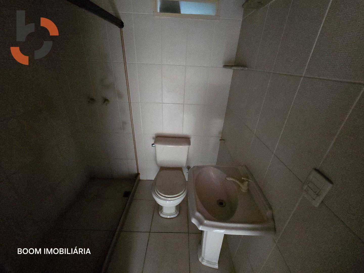 Casa de Condomínio à venda com 6 quartos, 300m² - Foto 13