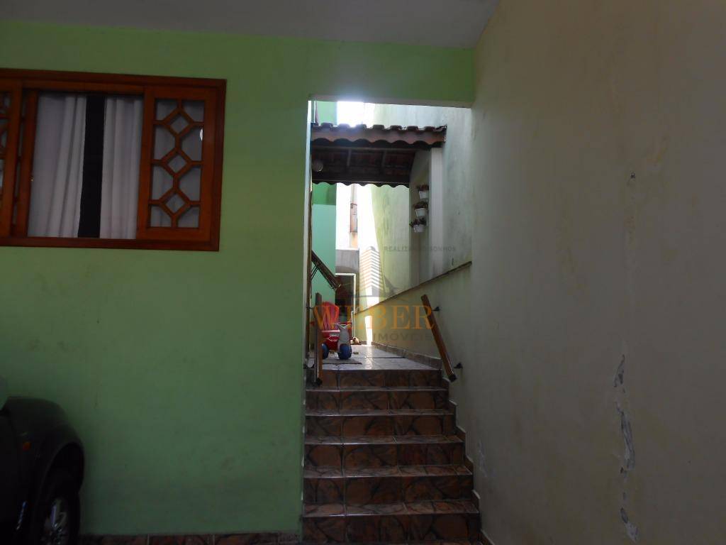 Casa de Condomínio à venda com 3 quartos, 150m² - Foto 2