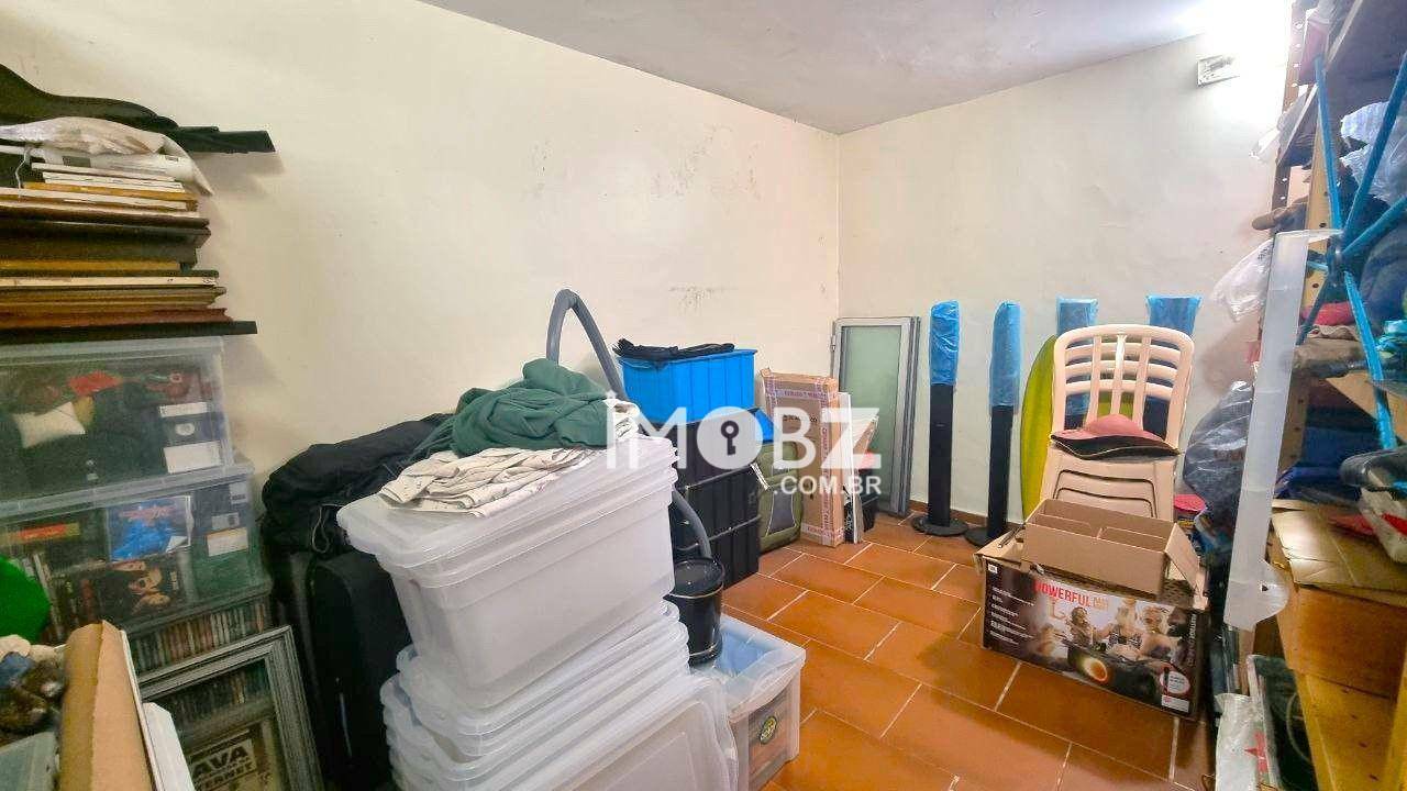 Casa à venda com 3 quartos, 272m² - Foto 42