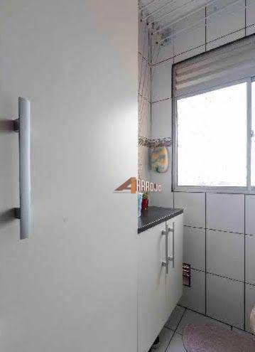 Apartamento à venda com 2 quartos, 50m² - Foto 23