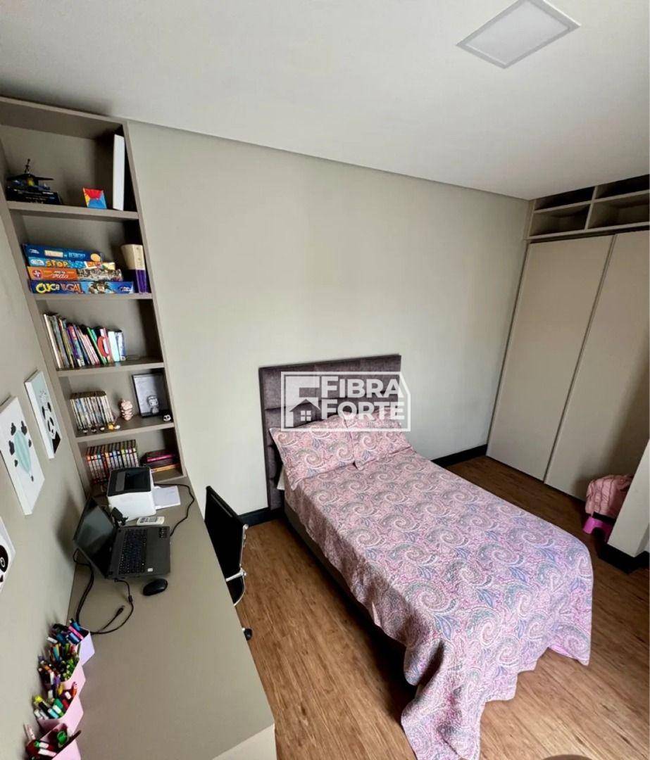 Casa à venda com 3 quartos, 220m² - Foto 15