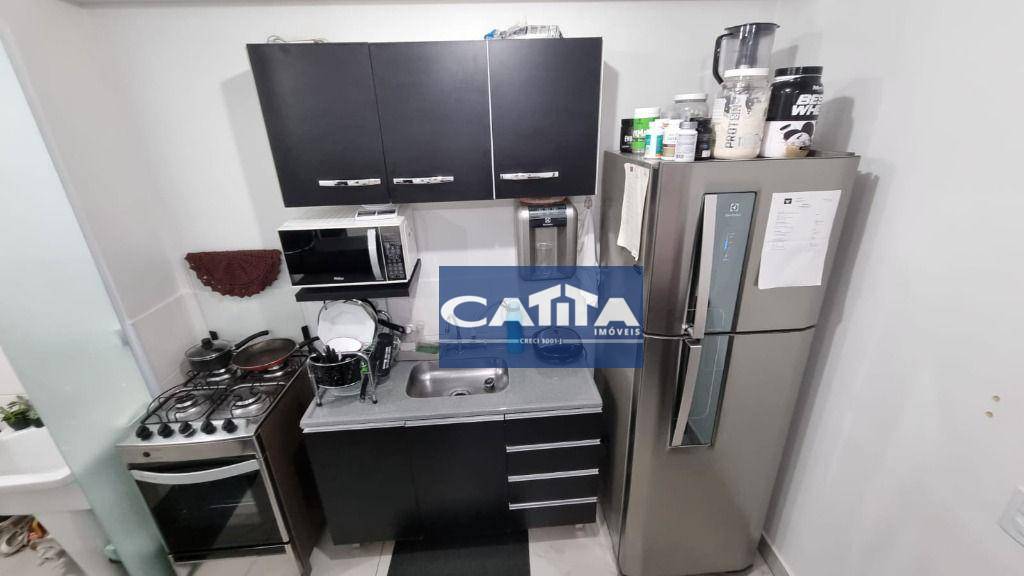 Apartamento para alugar com 2 quartos, 38m² - Foto 13