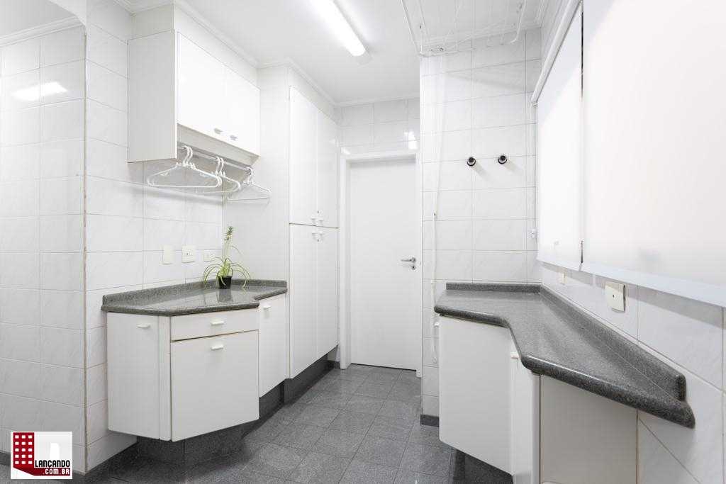 Apartamento à venda com 3 quartos, 234m² - Foto 12