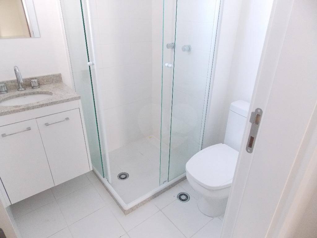 Apartamento para alugar com 2 quartos, 53m² - Foto 21