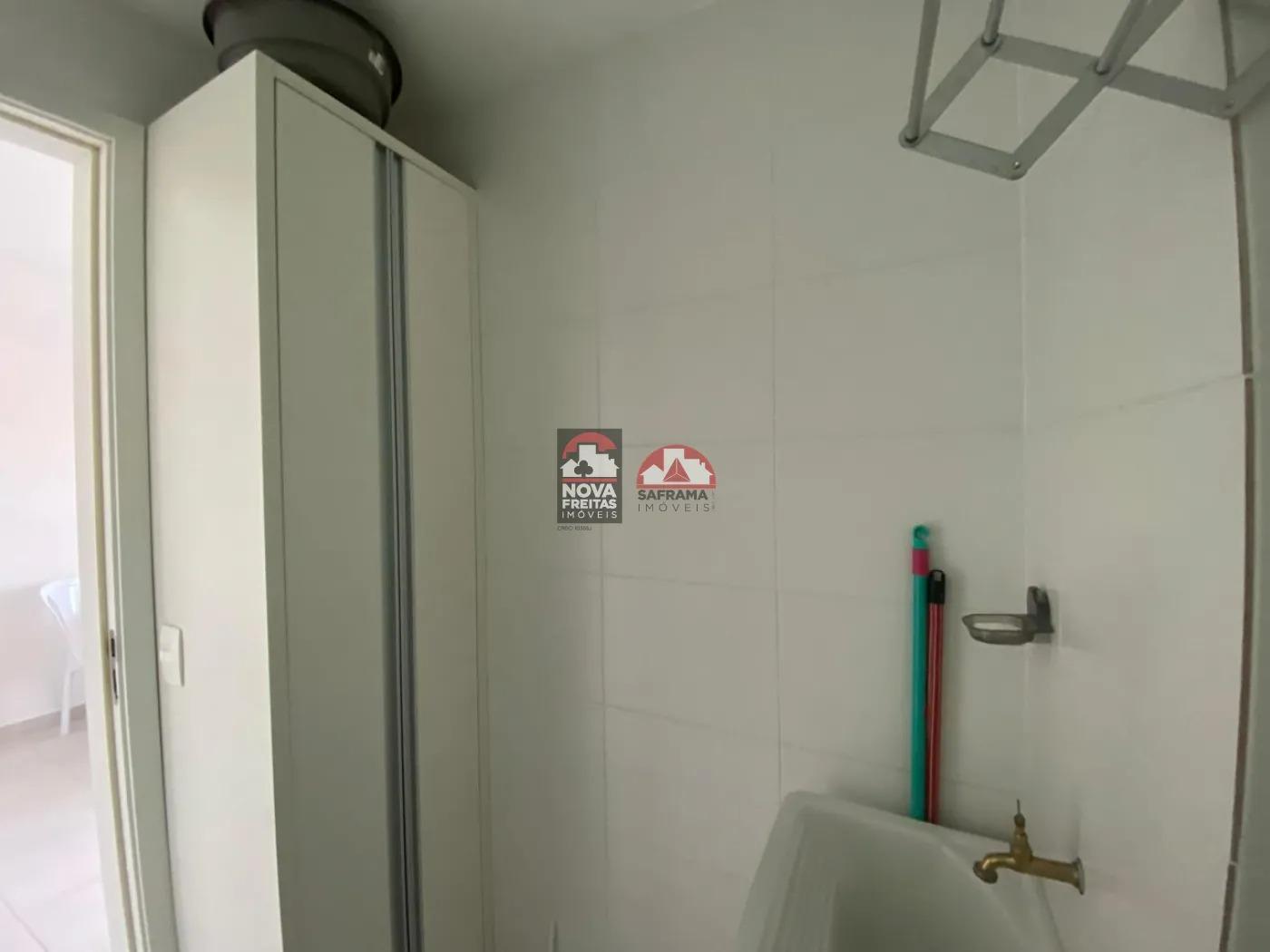 Apartamento à venda com 2 quartos, 70m² - Foto 16