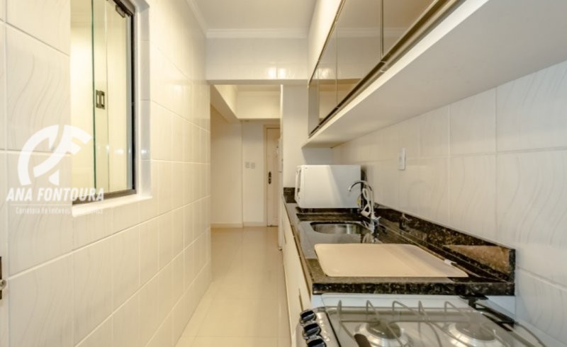 Apartamento à venda com 3 quartos, 230m² - Foto 11