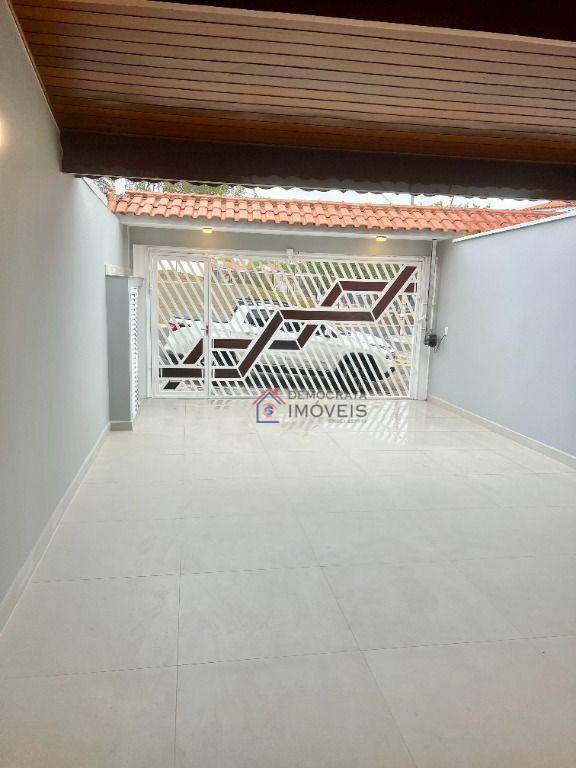 Sobrado à venda com 3 quartos, 210m² - Foto 44