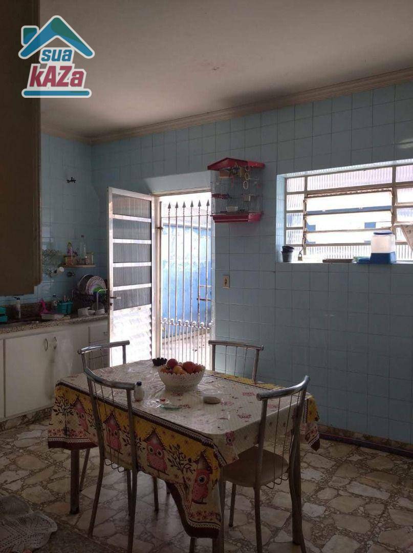 Casa à venda com 5 quartos, 297m² - Foto 8