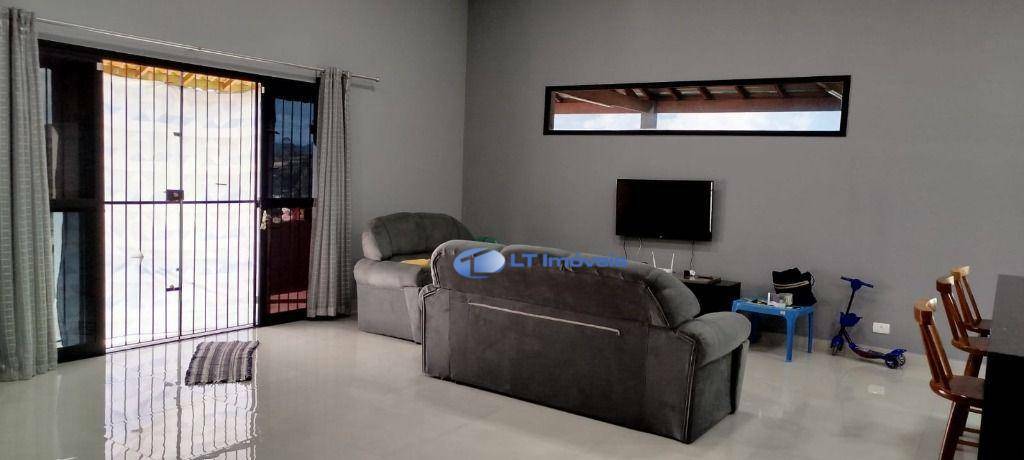 Chácara à venda com 4 quartos, 380m² - Foto 3