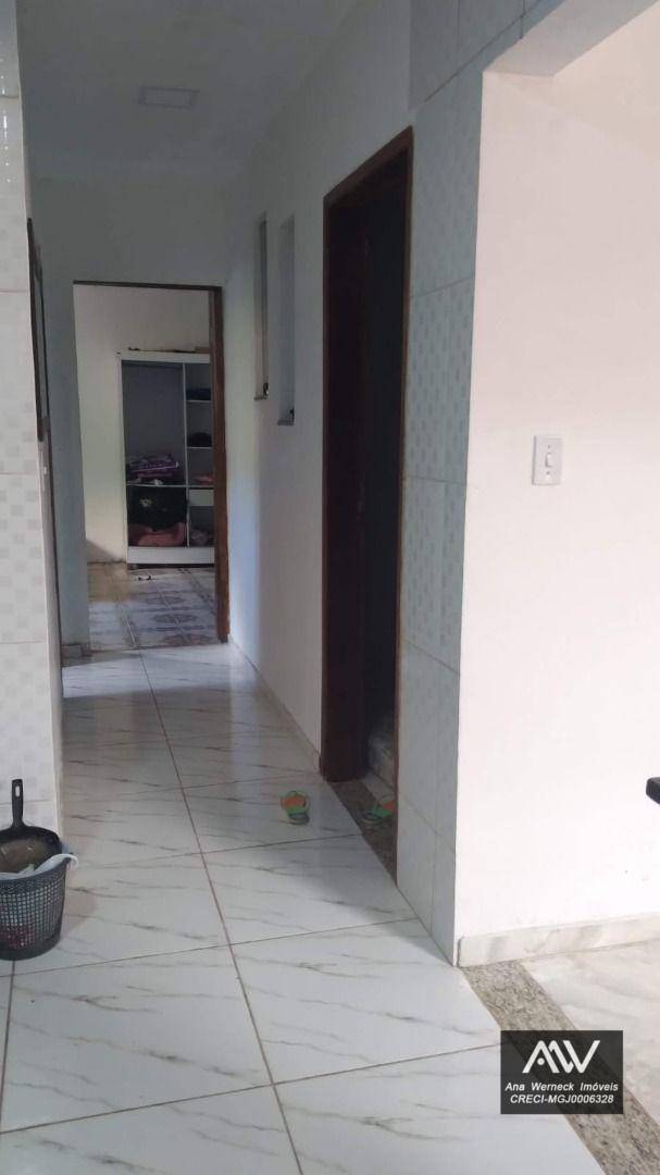 Casa à venda com 5 quartos, 180m² - Foto 28