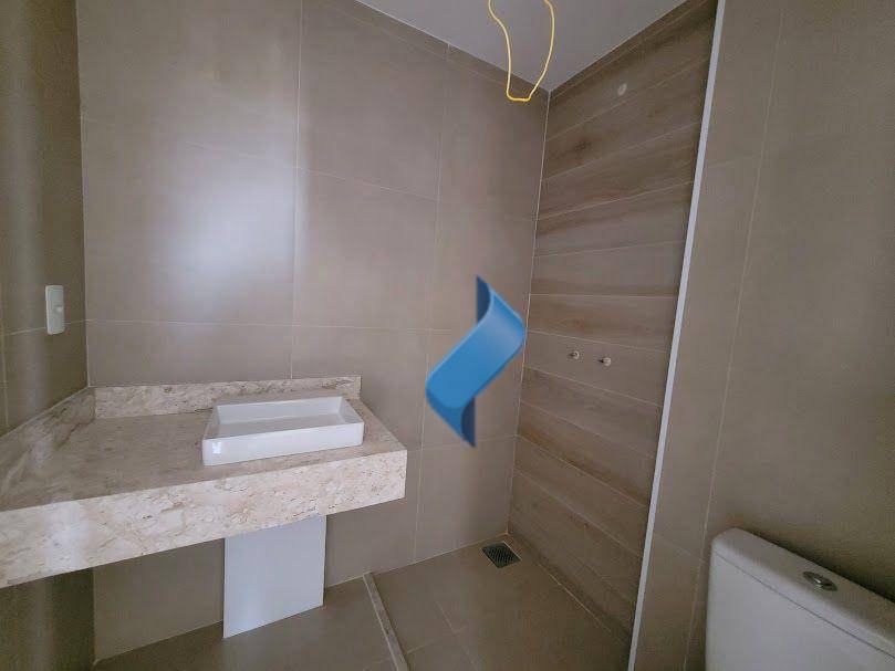 Apartamento à venda com 2 quartos, 67m² - Foto 27