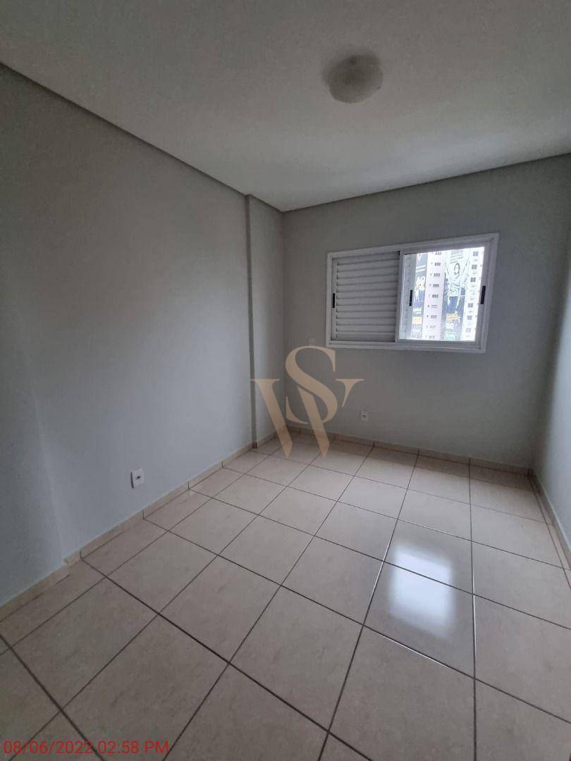 Apartamento para alugar com 3 quartos, 86m² - Foto 2