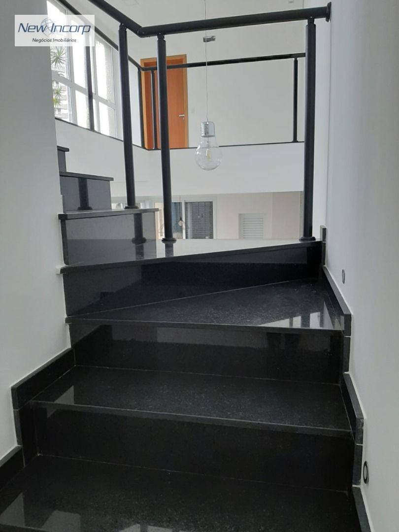 Sobrado à venda e aluguel com 4 quartos, 340m² - Foto 40