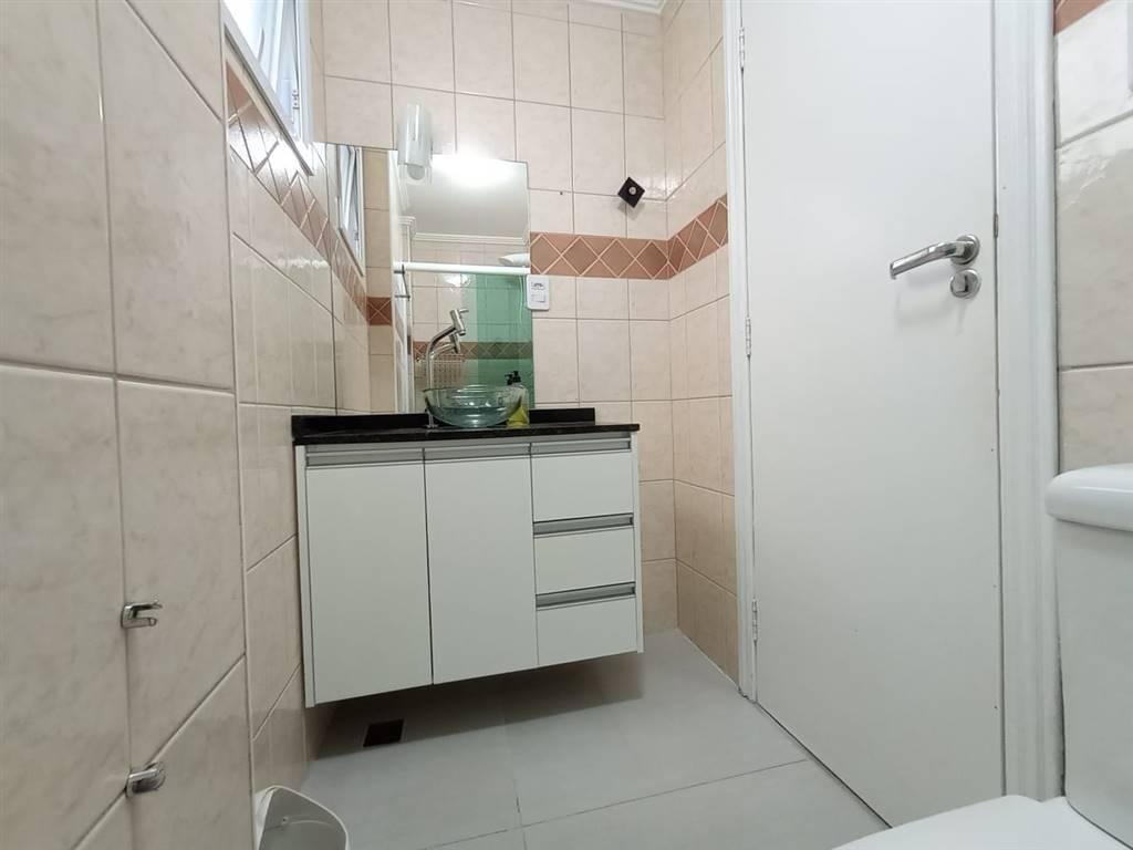 Apartamento à venda com 2 quartos, 80m² - Foto 17