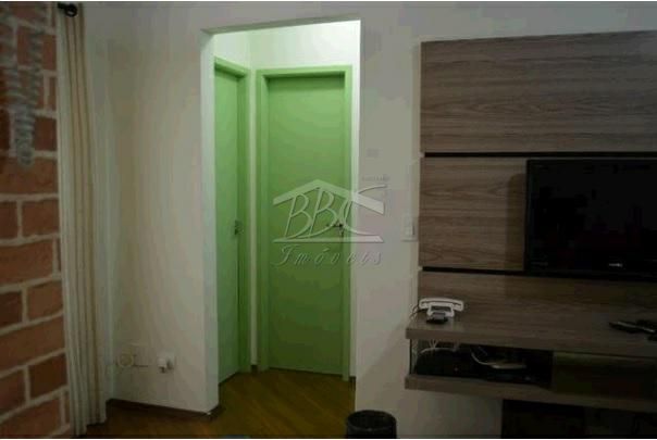 Apartamento à venda com 2 quartos, 46m² - Foto 3