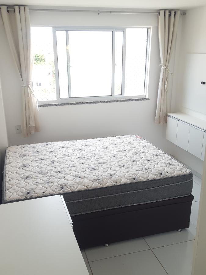 Apartamento para alugar com 2 quartos, 75m² - Foto 31