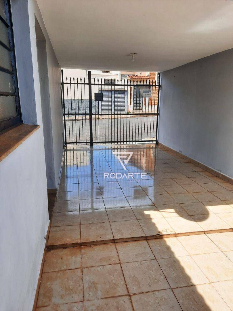 Casa à venda com 4 quartos, 107m² - Foto 2