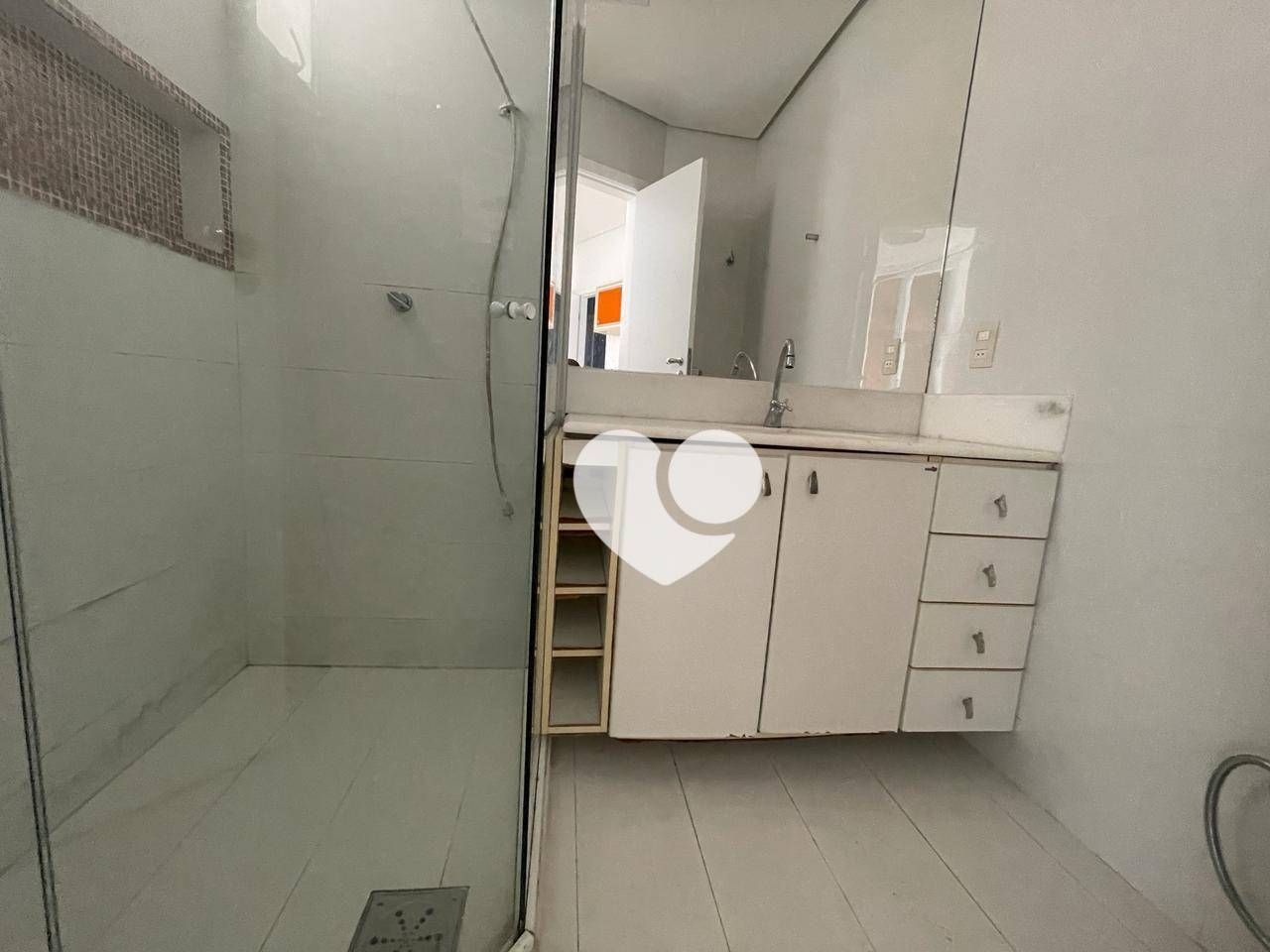 Apartamento à venda com 4 quartos, 170m² - Foto 12