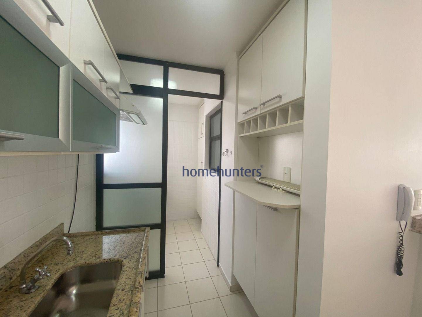 Apartamento para alugar com 2 quartos, 62m² - Foto 11