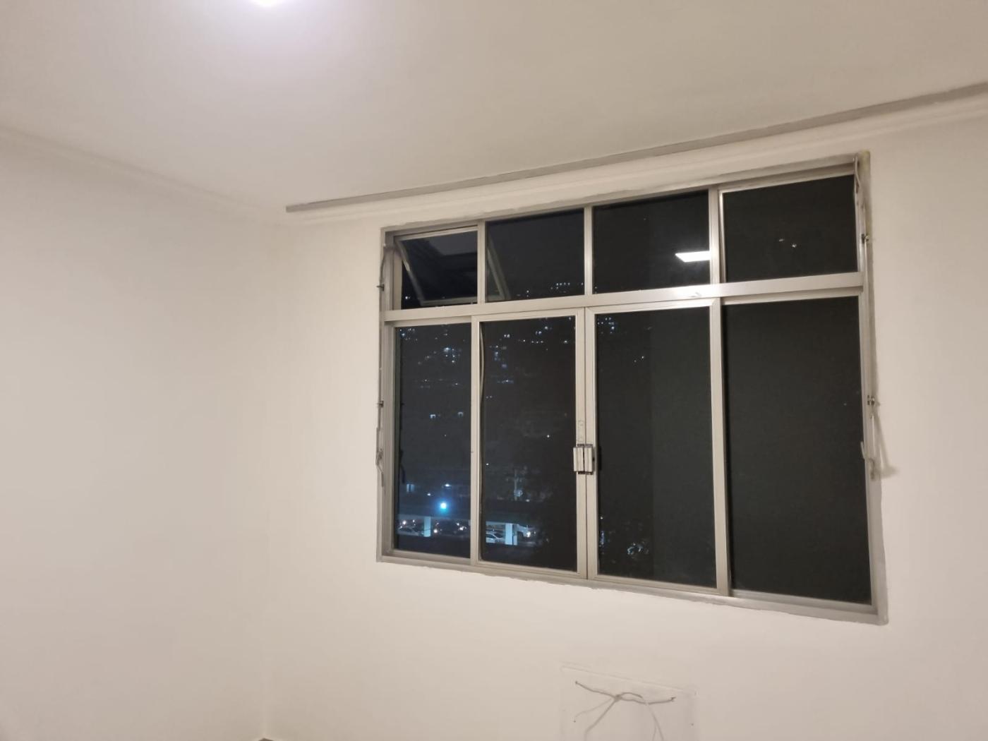 Apartamento à venda com 2 quartos, 65m² - Foto 22