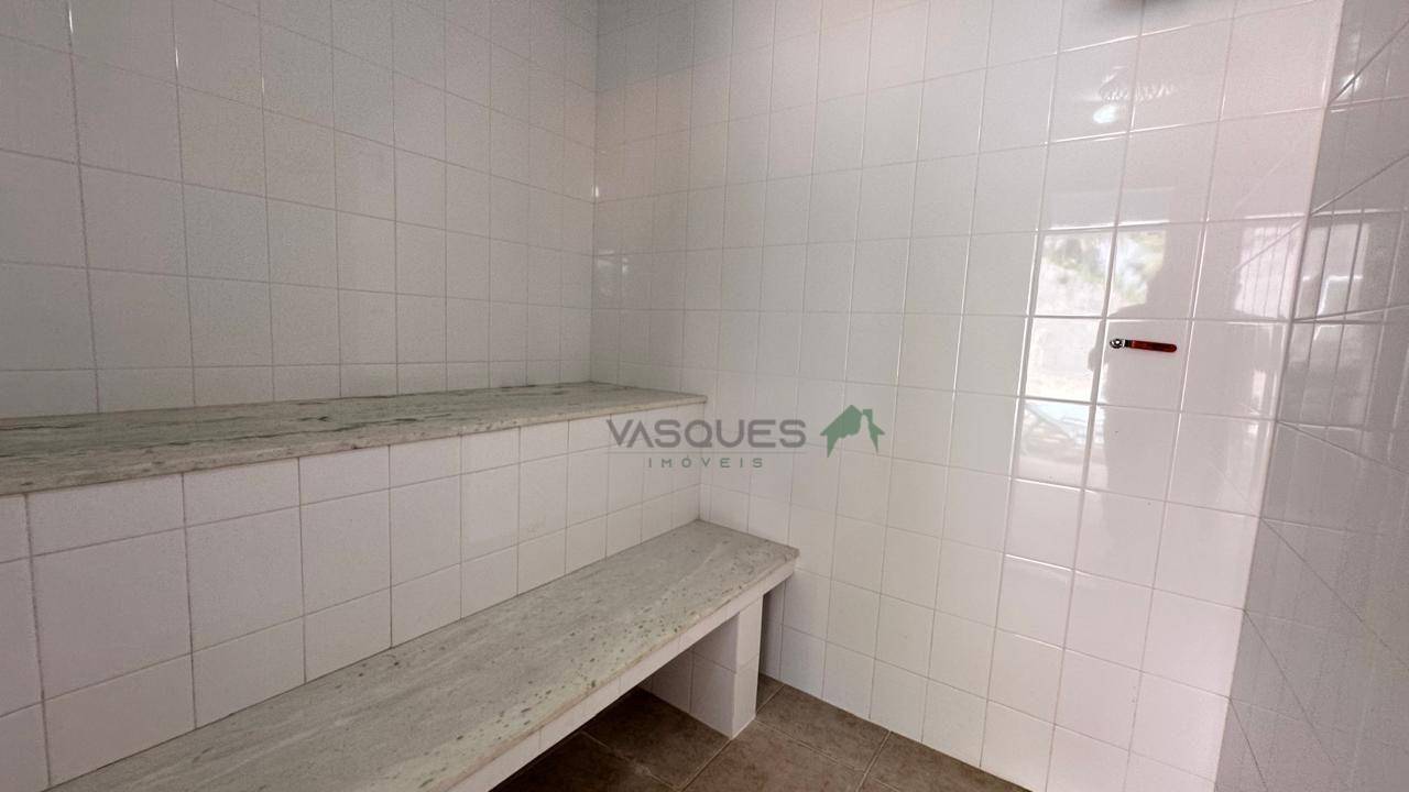 Casa à venda com 4 quartos, 371m² - Foto 39