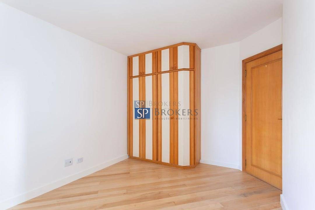 Apartamento à venda com 4 quartos, 202m² - Foto 28