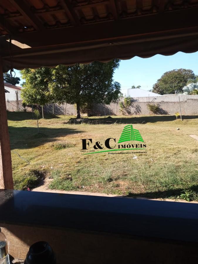 Chácara à venda com 4 quartos, 1500m² - Foto 4