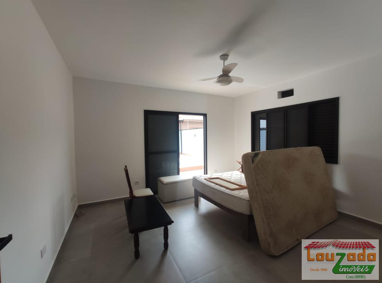 Casa à venda com 3 quartos, 400m² - Foto 18