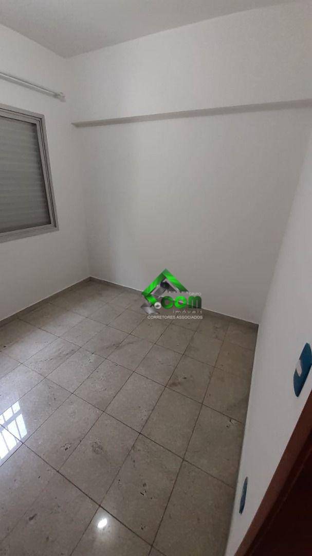 Apartamento à venda com 2 quartos, 60m² - Foto 4