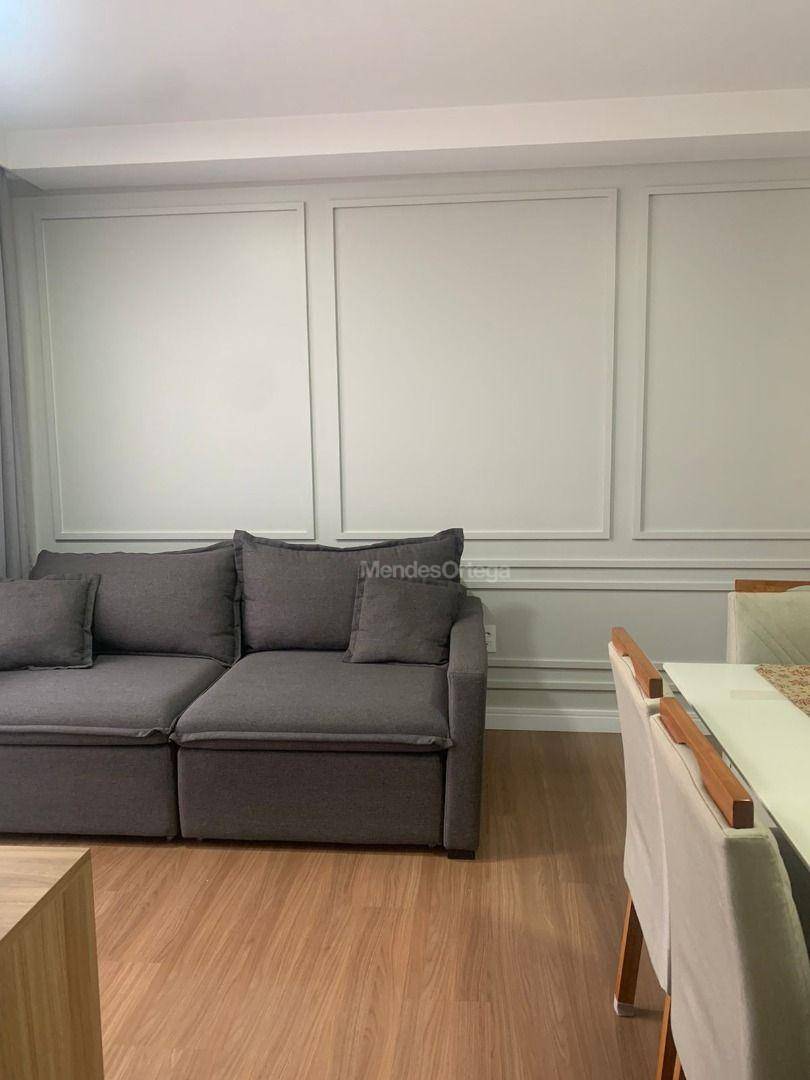 Apartamento à venda com 2 quartos, 62m² - Foto 4