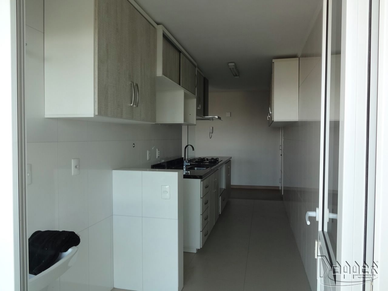 Apartamento à venda com 3 quartos, 106m² - Foto 7