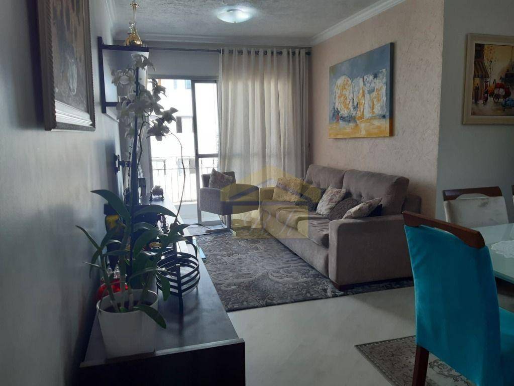 Apartamento à venda com 3 quartos, 80m² - Foto 1