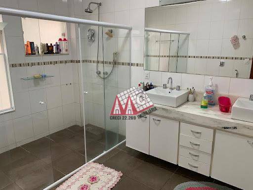 Sobrado à venda com 3 quartos, 257m² - Foto 12