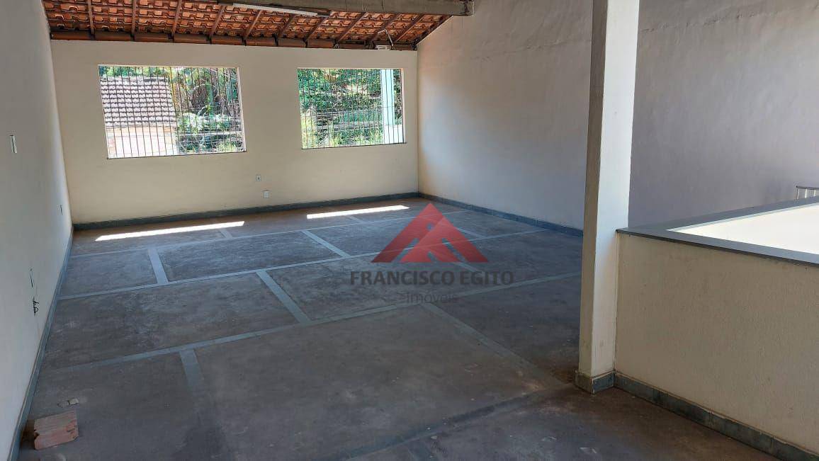 Casa à venda com 3 quartos, 250m² - Foto 15