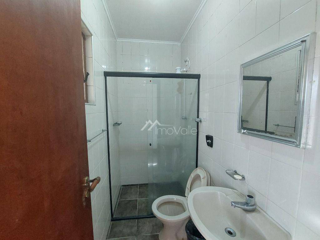 Casa de Condomínio para alugar com 3 quartos, 500m² - Foto 37