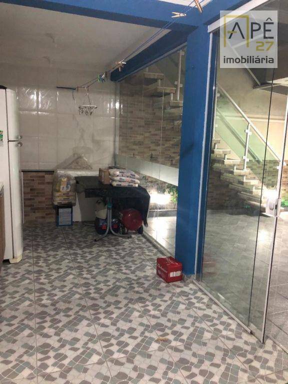 Sobrado à venda com 3 quartos, 300m² - Foto 7