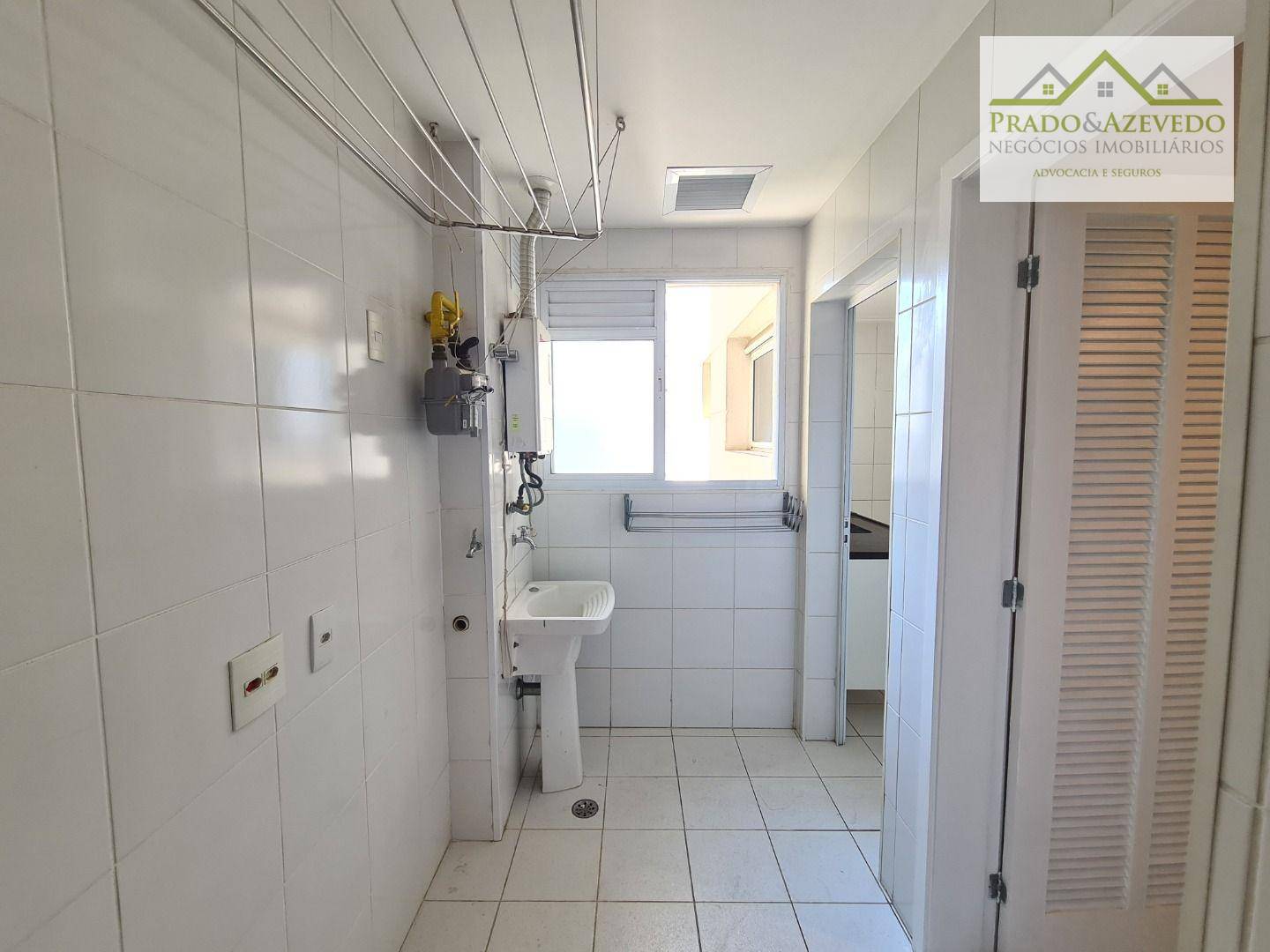 Apartamento à venda com 3 quartos, 107m² - Foto 14