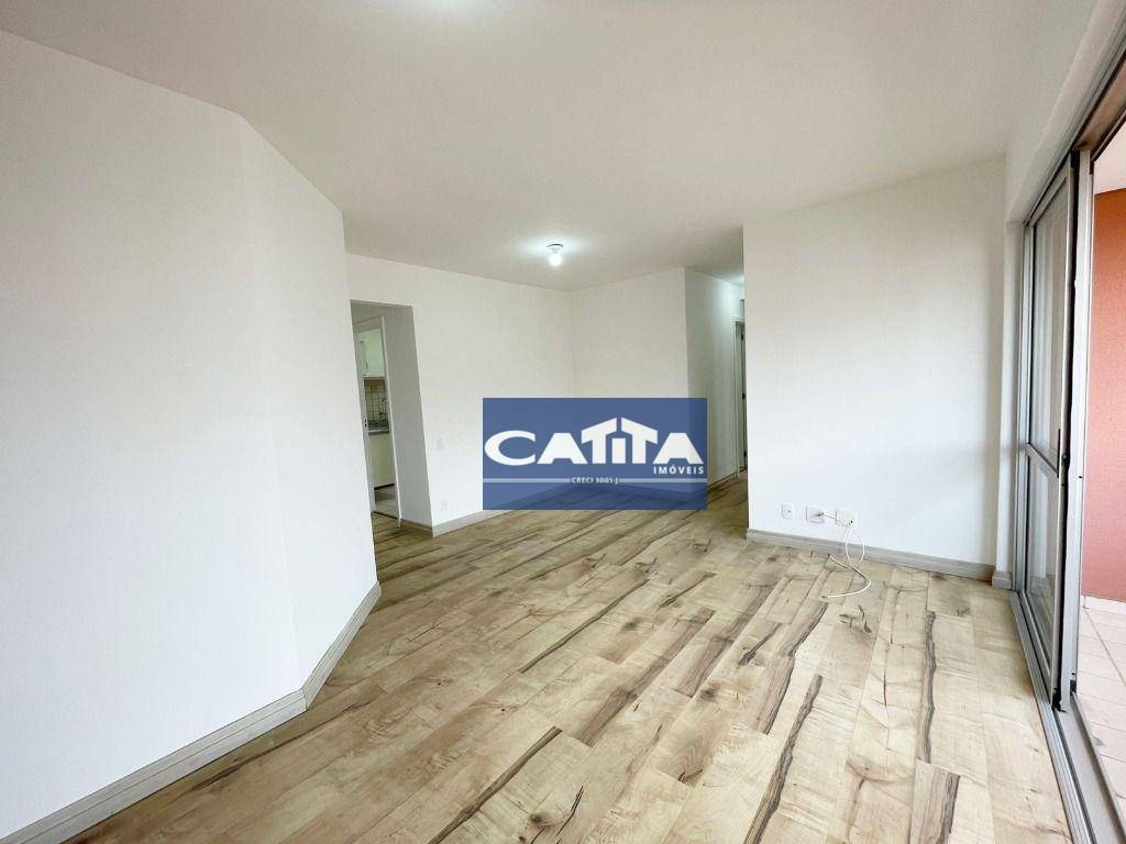 Apartamento para alugar com 3 quartos, 77m² - Foto 2