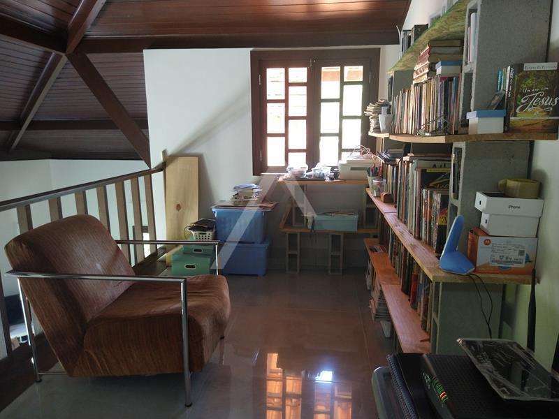 Casa de Condomínio à venda com 5 quartos, 250m² - Foto 18