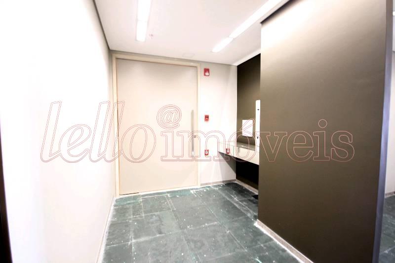 Conjunto Comercial-Sala para alugar, 568m² - Foto 2