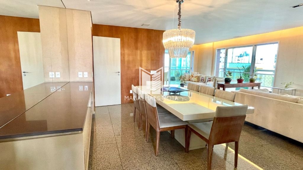 Apartamento à venda com 3 quartos, 259m² - Foto 6