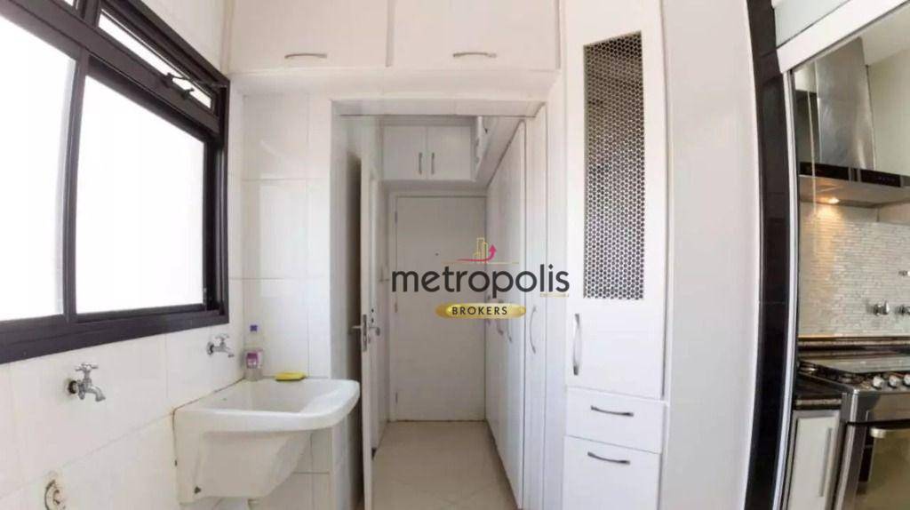 Apartamento para alugar com 3 quartos, 229m² - Foto 28