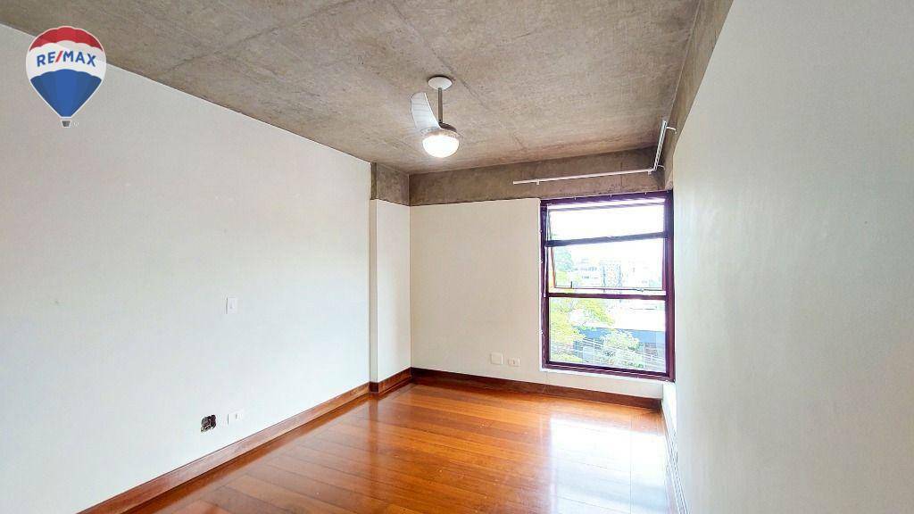 Apartamento para alugar com 3 quartos, 127m² - Foto 19