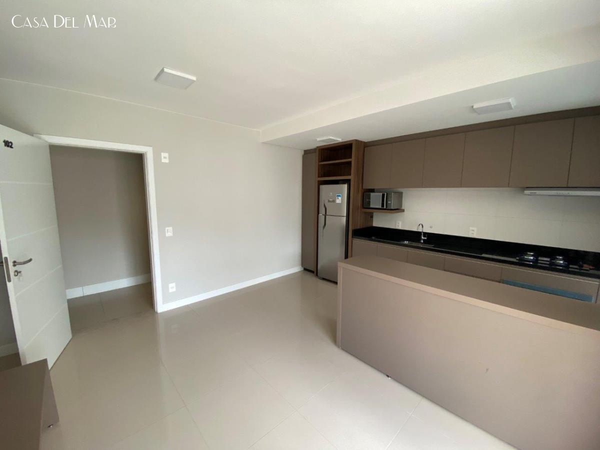 Apartamento à venda com 2 quartos, 75m² - Foto 6